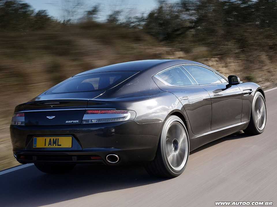 Aston Martin�Rapide 2010 - �ngulo traseiro
