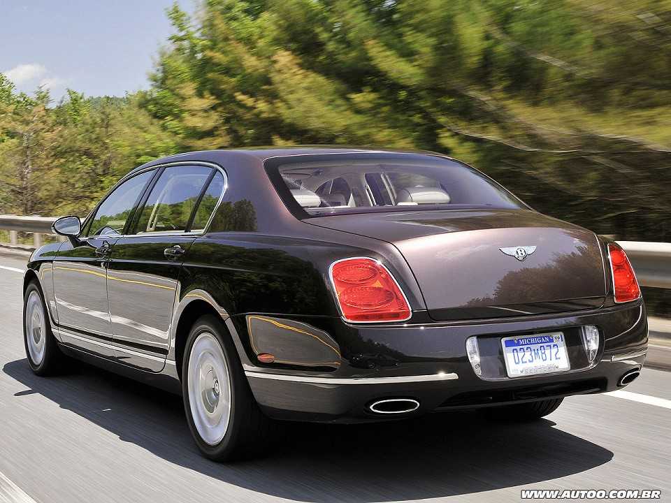 Bentley�Flying Spur 2009 - �ngulo traseiro
