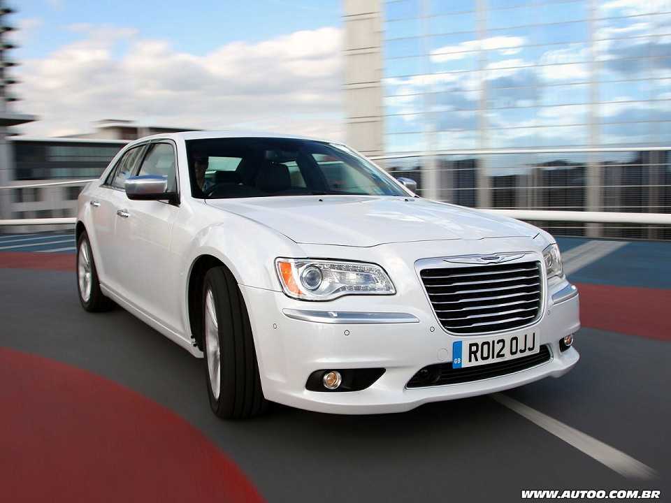 Chrysler�300 2012 - �ngulo frontal