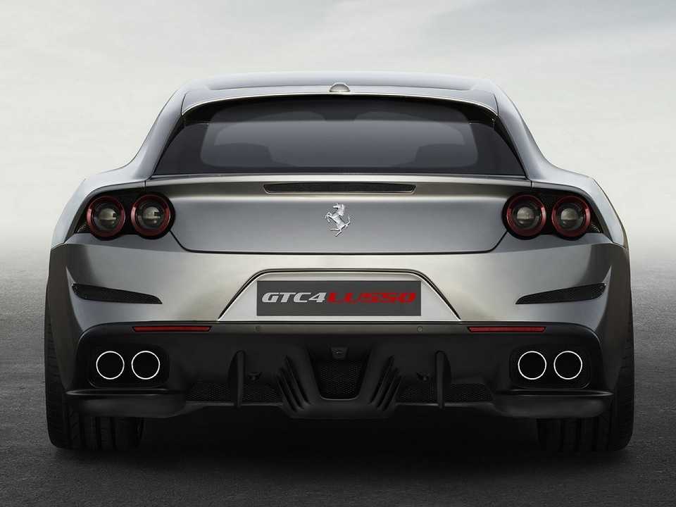 FerrariGTC4Lusso T 2016 - traseira