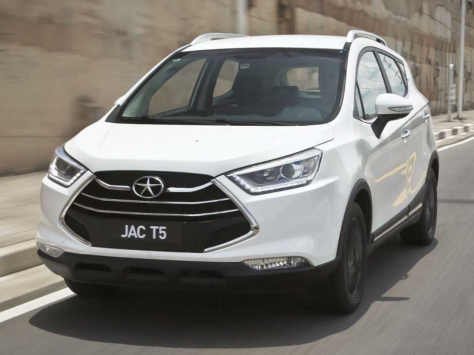 JAC�T50 2016 - �ngulo frontal