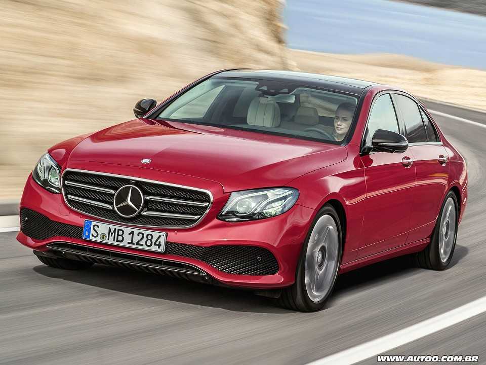 Mercedes-Benz�Classe E 2016 - �ngulo frontal