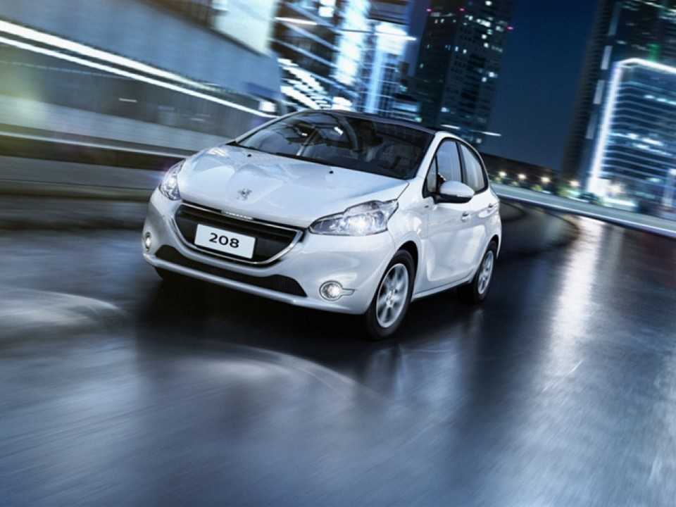Peugeot�208 2016 - �ngulo frontal