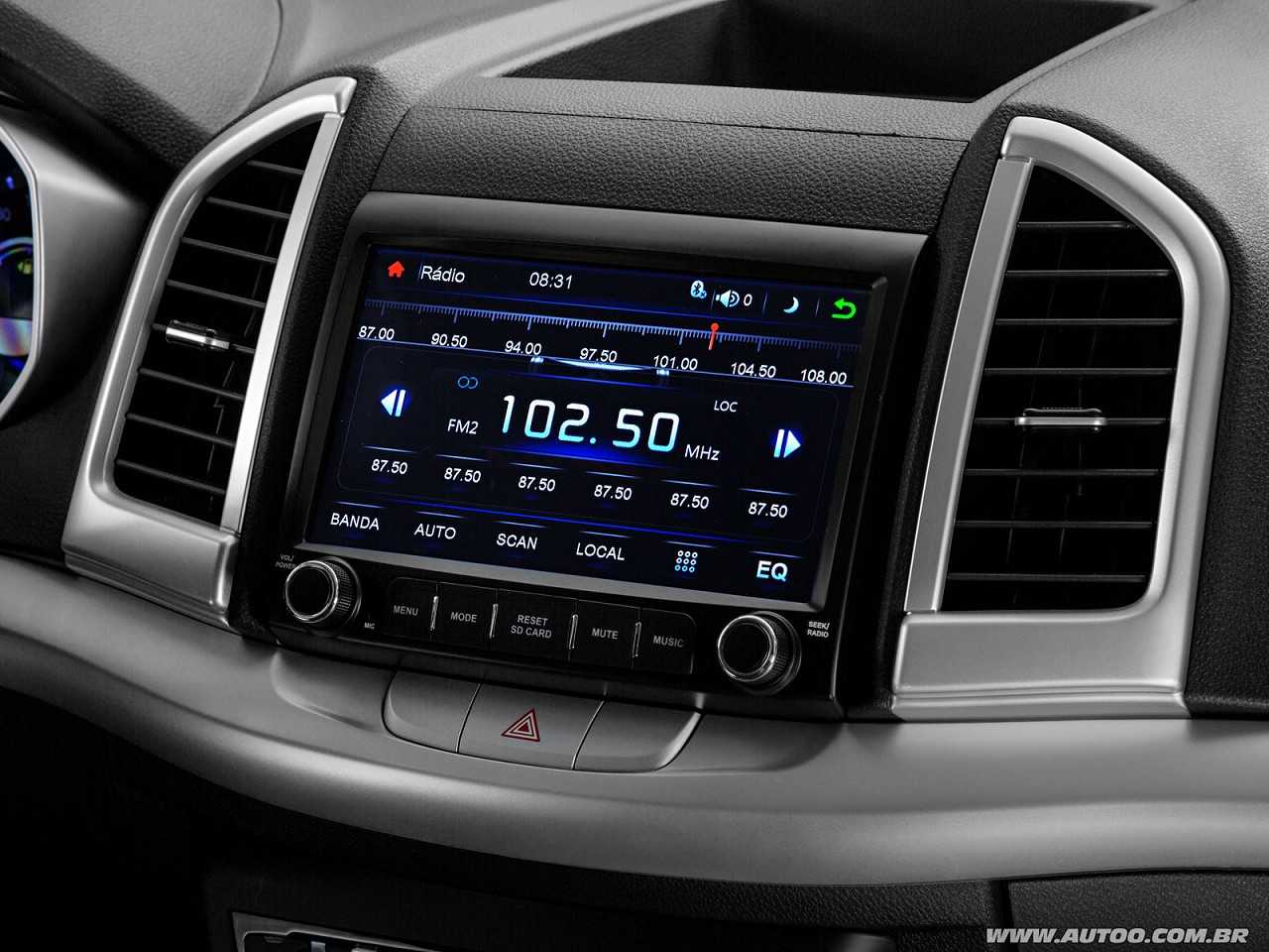 JAC�T50 - Foto 83 de 113 - 1600 x 1200 pixels2016 - console central
