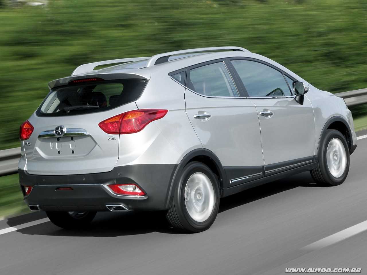 JAC�T50 - Foto 85 de 113 - 1600 x 1200 pixels2016 - �ngulo traseiro