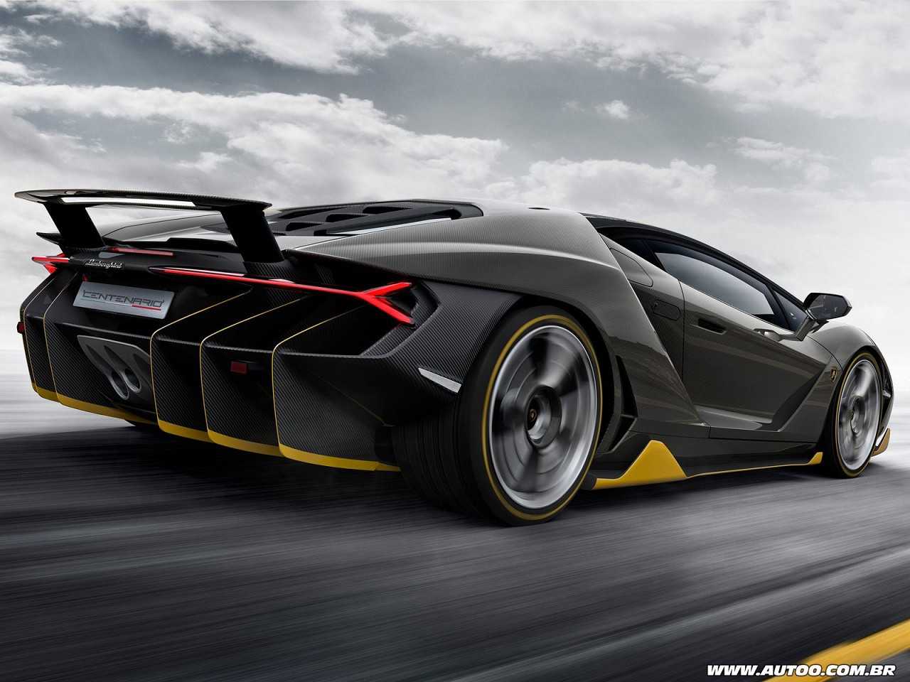 Lamborghini�Centenario 2017 - �ngulo traseiro