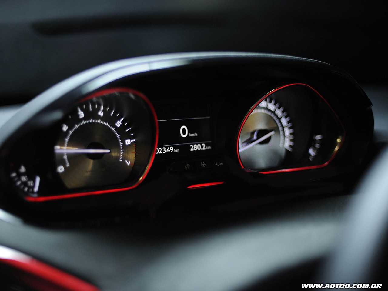 Peugeot�208 2014 - painel de instrumentos