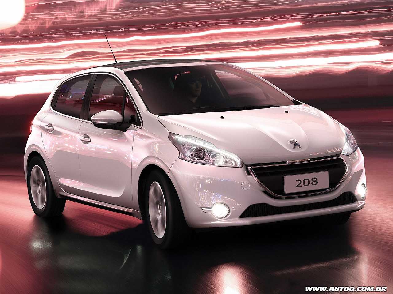 Peugeot�208 2015 - �ngulo frontal