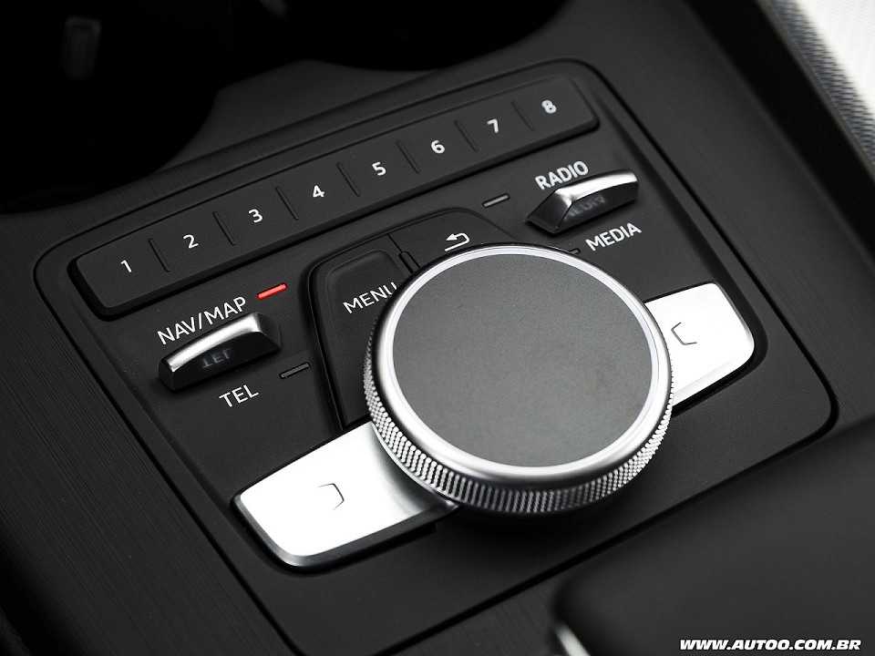 Audi�A4 2017 - outros