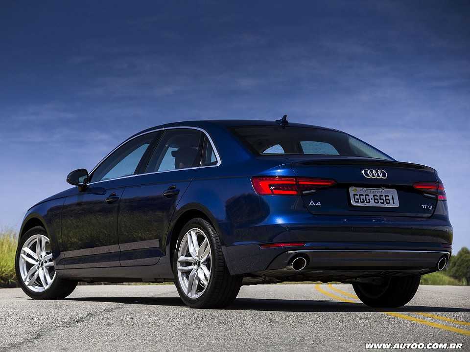 Audi�A4 2017 - �ngulo traseiro
