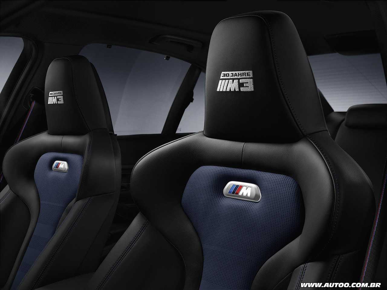 BMW�M3 2016 - bancos dianteiros