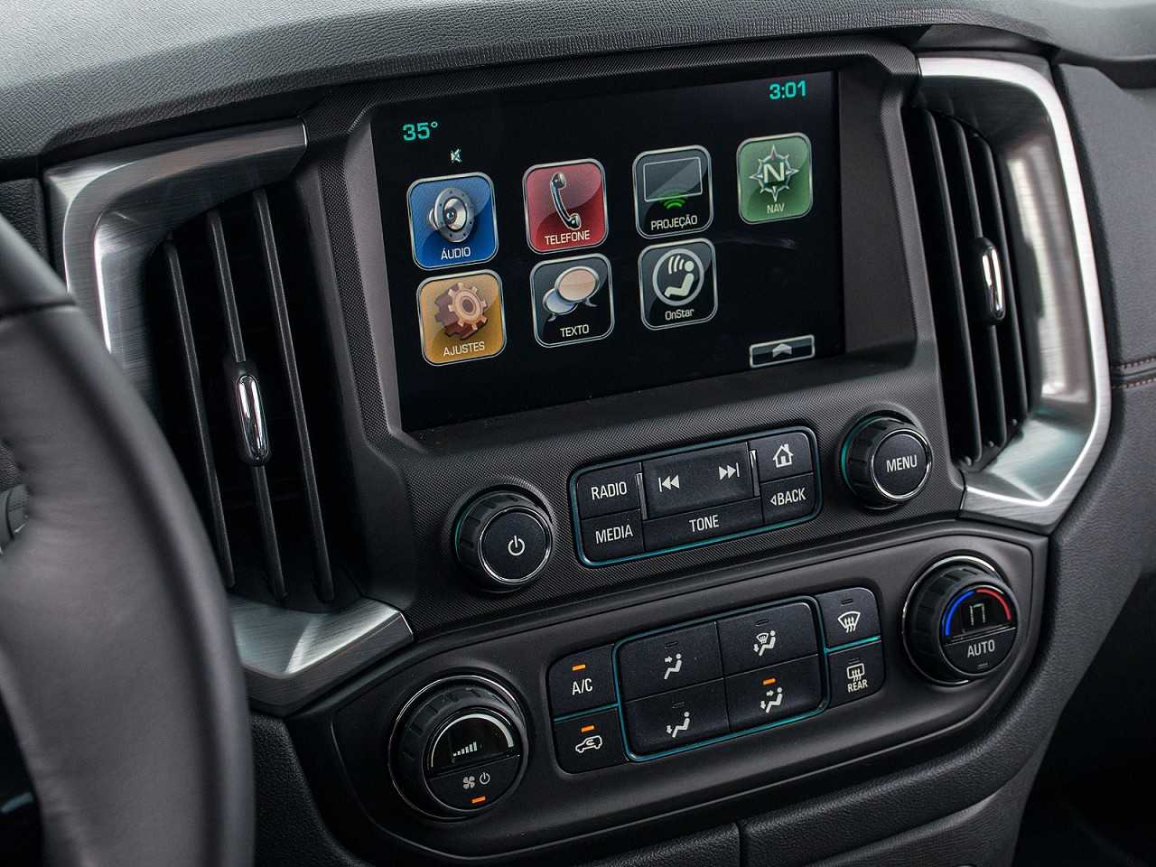 Chevrolet�TrailBlazer - Foto 34 de 46 - 1600 x 1200 pixels2017 - console central