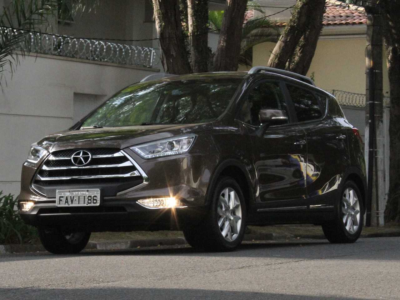 JAC�T50 2016 - �ngulo frontal