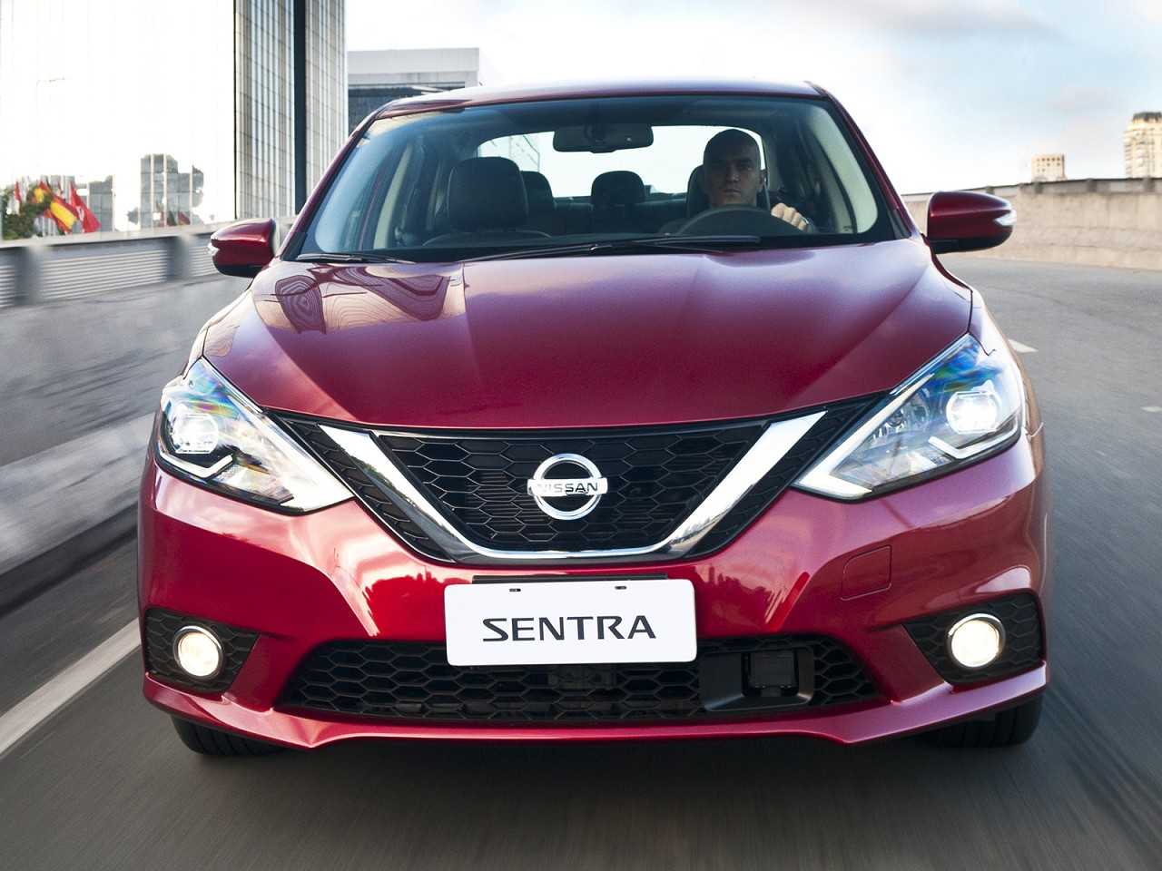 NissanSentra 2017 - frente
