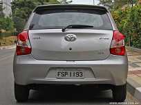 AUTOO Toyota Etios 2017