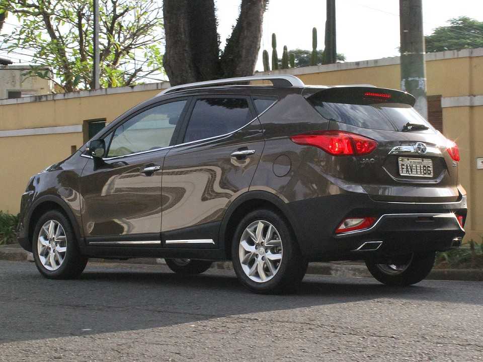 JAC�T50 2016 - �ngulo traseiro