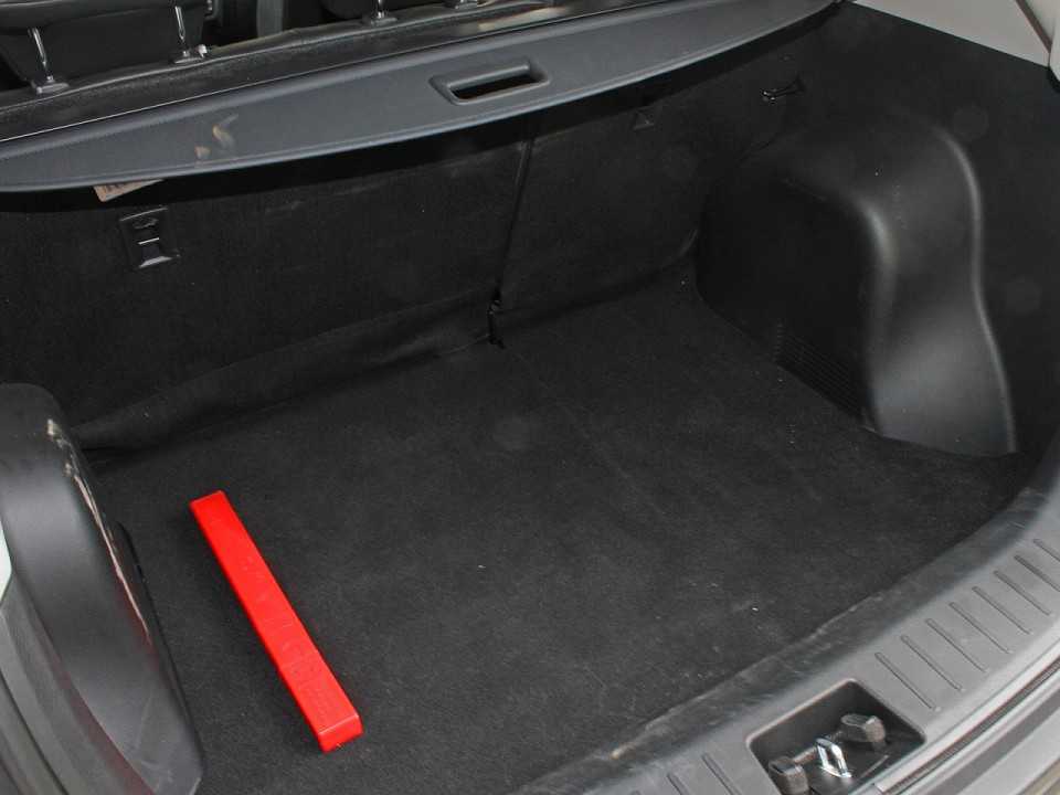 JAC�T50 2016 - porta-malas