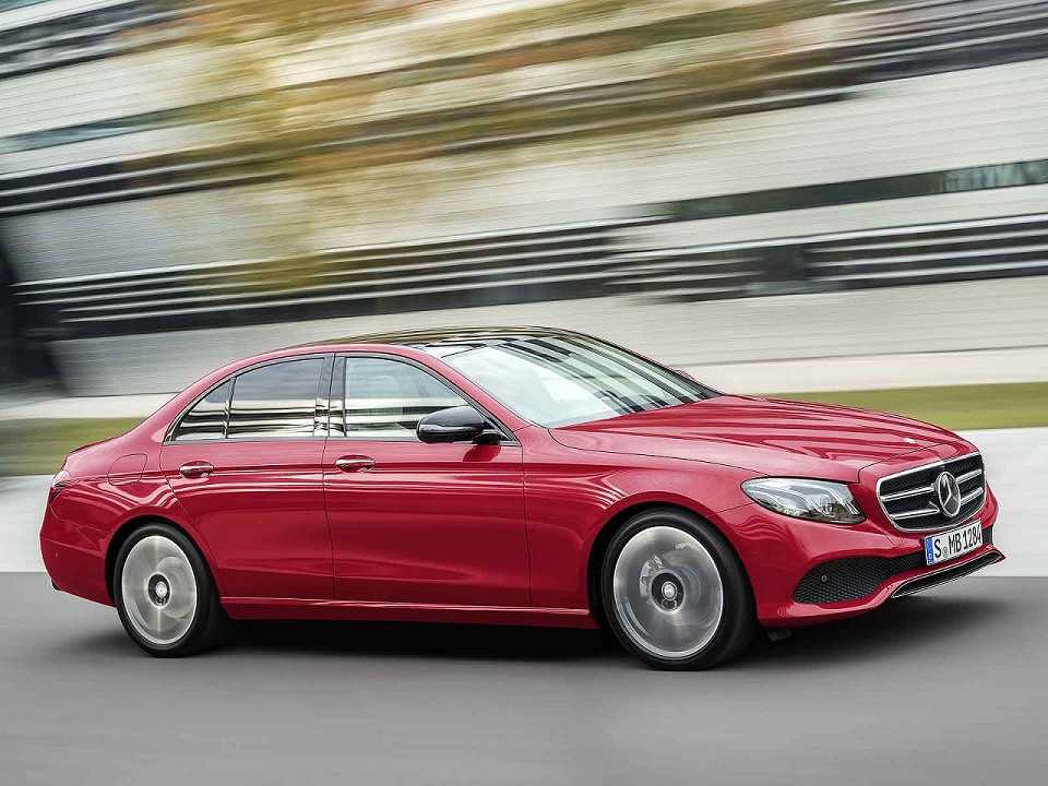 Mercedes-Benz�Classe E 2016 - �ngulo frontal