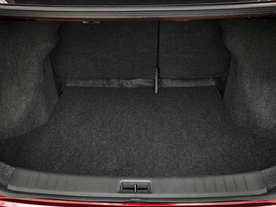 NissanSentra 2017 - porta-malas