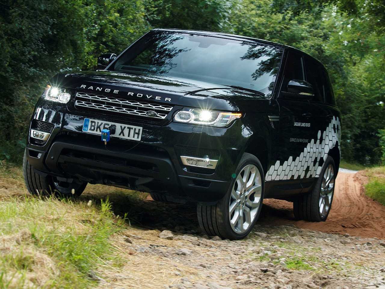 Range Rover autnomo em teste no percurso off-road