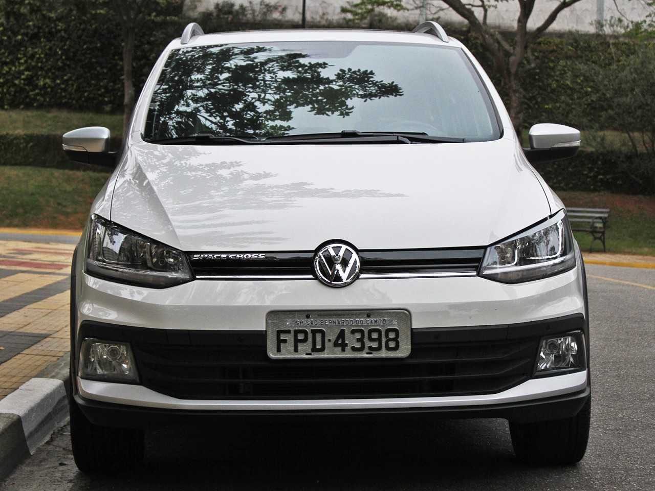 Volkswagen�Space Cross 2017 - frente