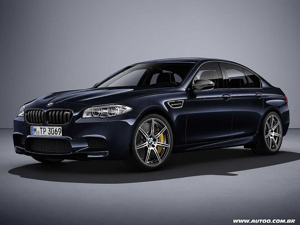 BMWM5 2017 - ngulo frontal