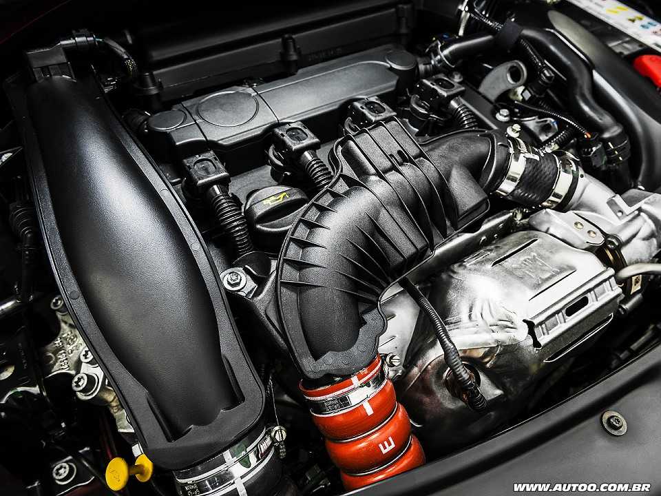 Peugeot�208 2017 - motor