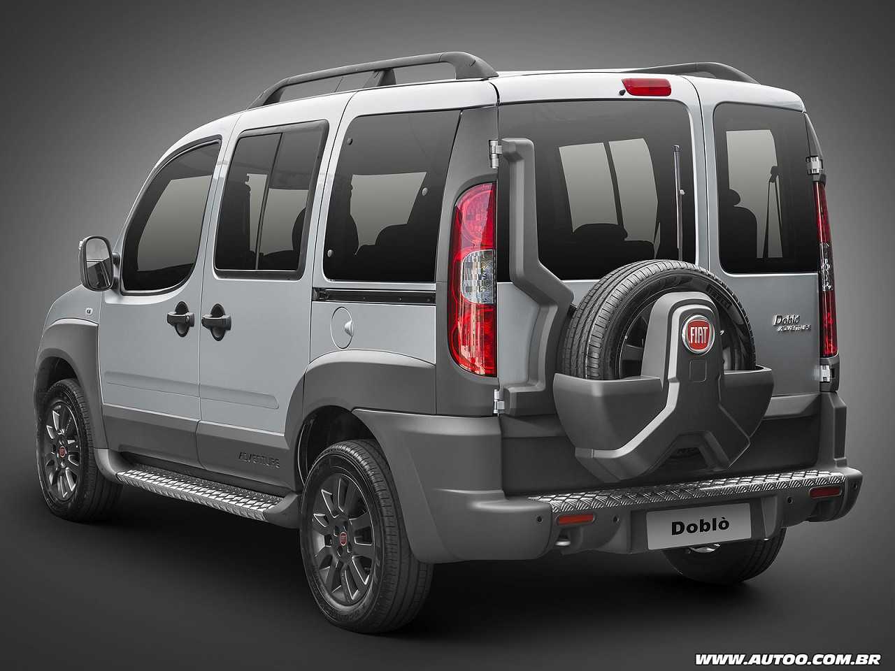 Fiat�Dobl� 2017 - �ngulo traseiro