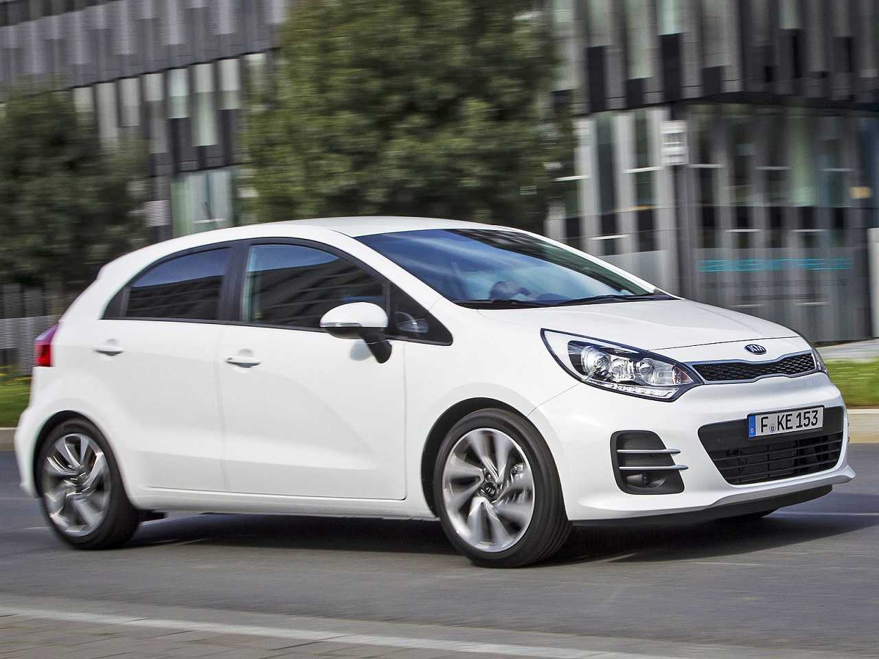 Kia�Rio - Foto 19 de 26 - 1600 x 1200 pixels2017 - �ngulo frontal