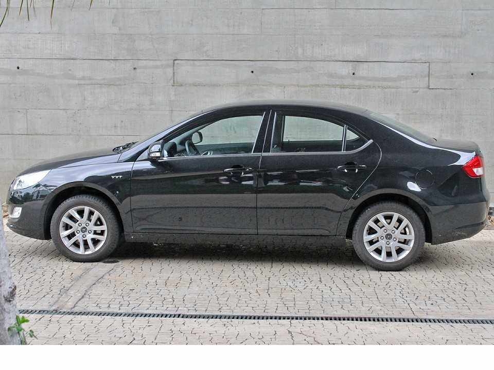 JAC�J5 2016 - lateral