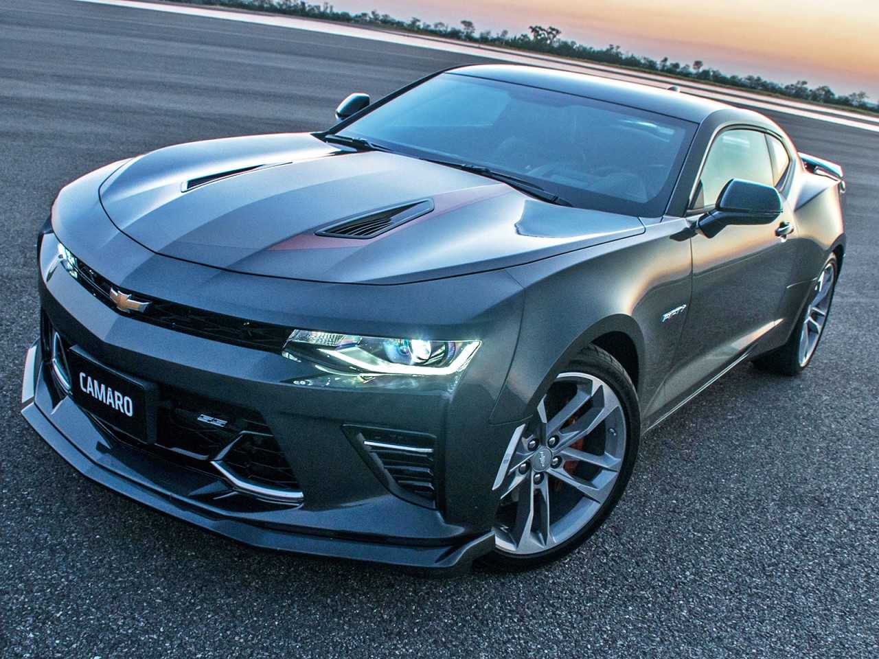 Chevrolet�Camaro - Foto 45 de 68 - 1600 x 1200 pixels2017 - �ngulo frontal