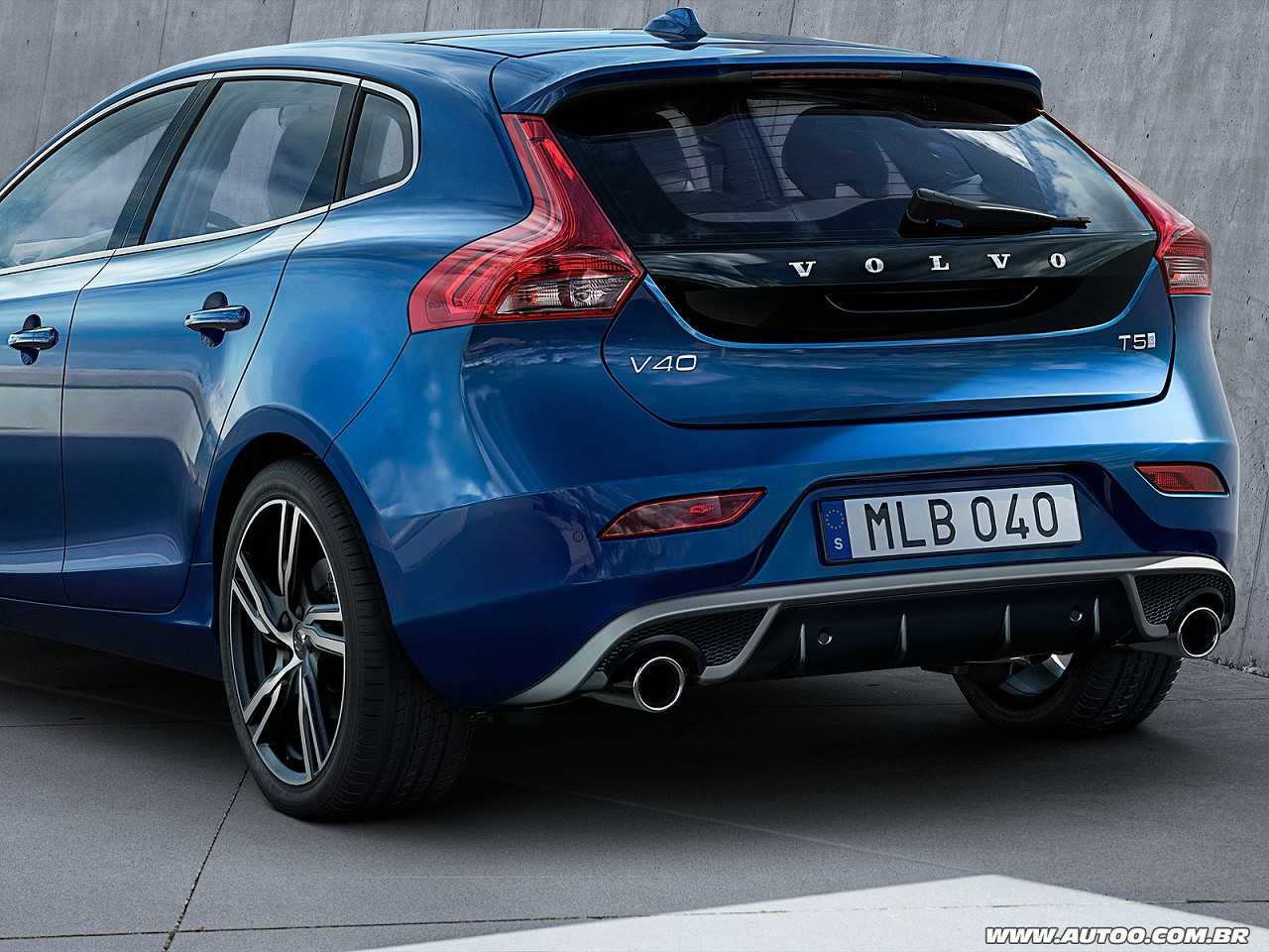 Volvo�V40 2017 - �ngulo traseiro
