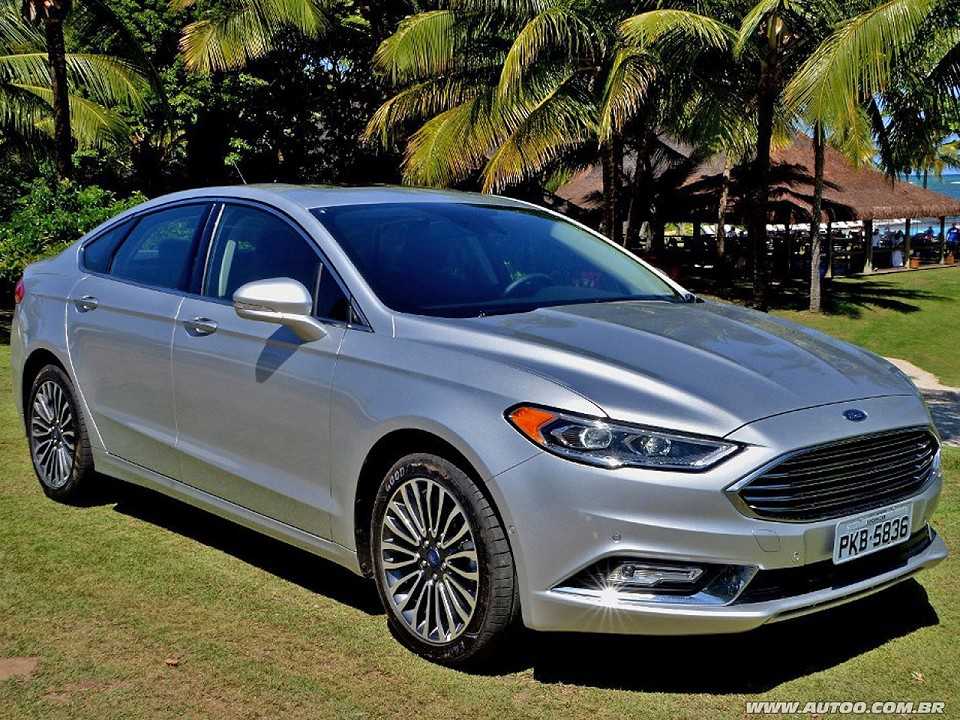 FordFusion 2017 - ngulo frontal