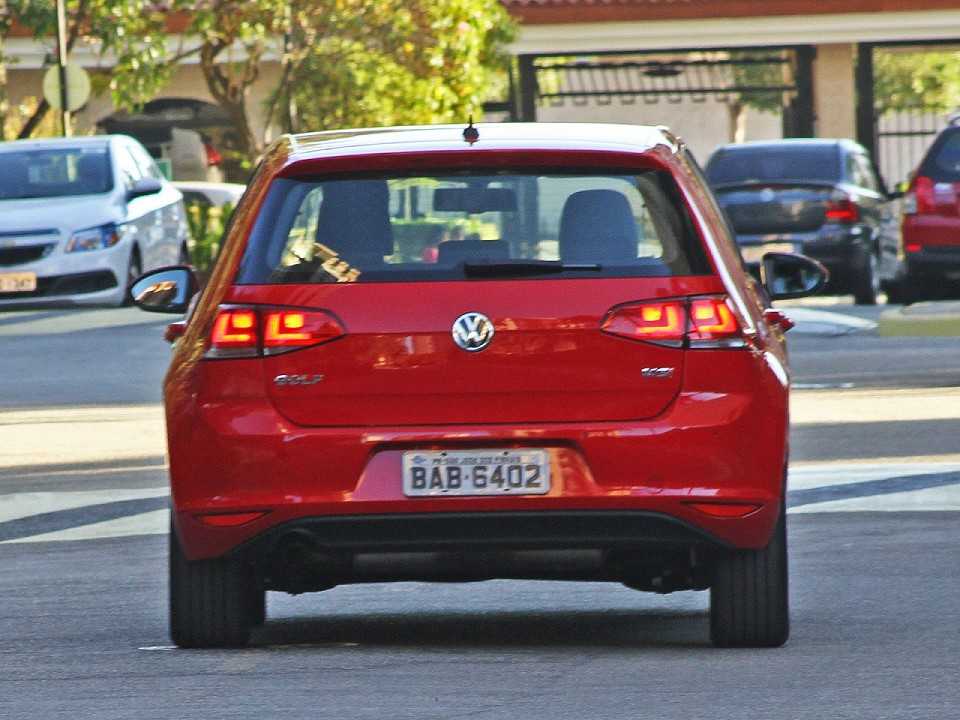 VolkswagenGolf 2017 - traseira