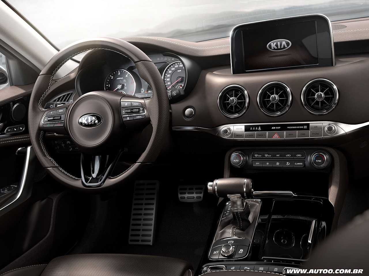 Kia�Stinger 2018 - painel