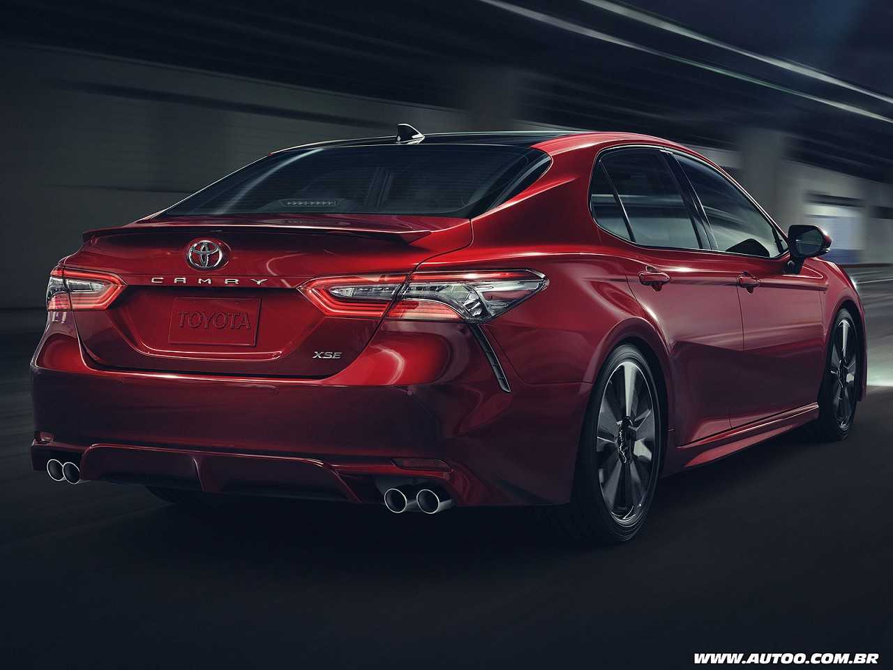 Toyota�Camry 2018 - �ngulo traseiro