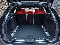 Divulgação Jaguar F-Pace 2017