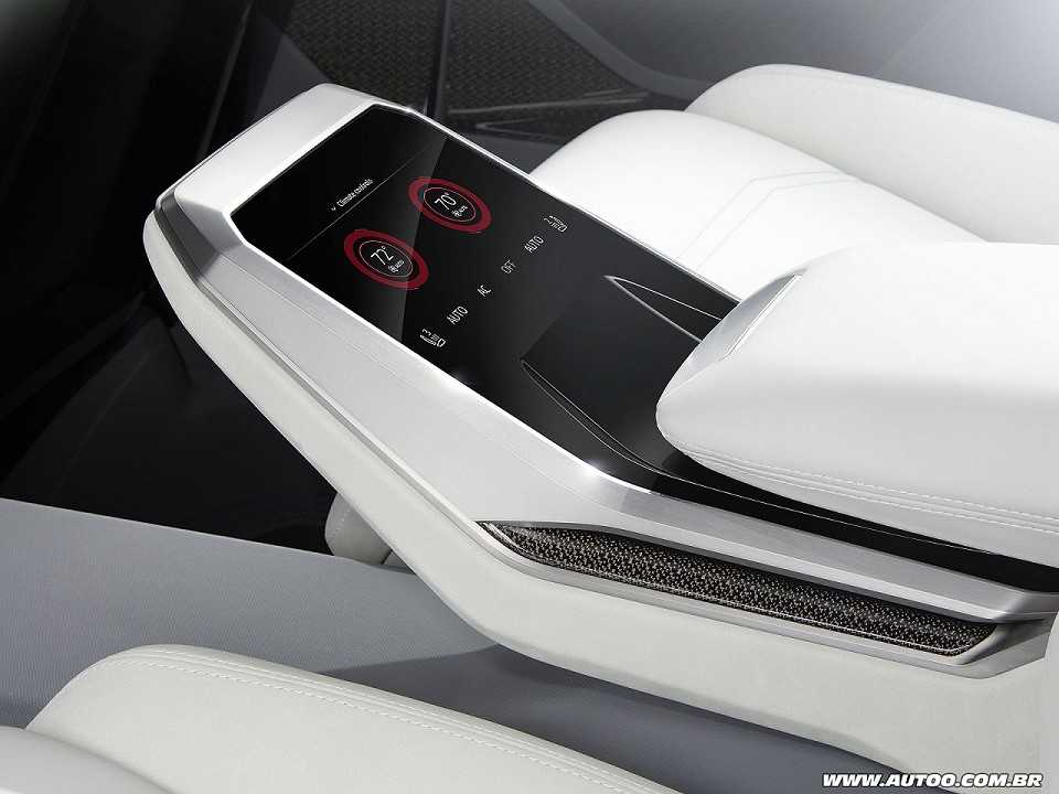 Audi�Q8 2018 - console central