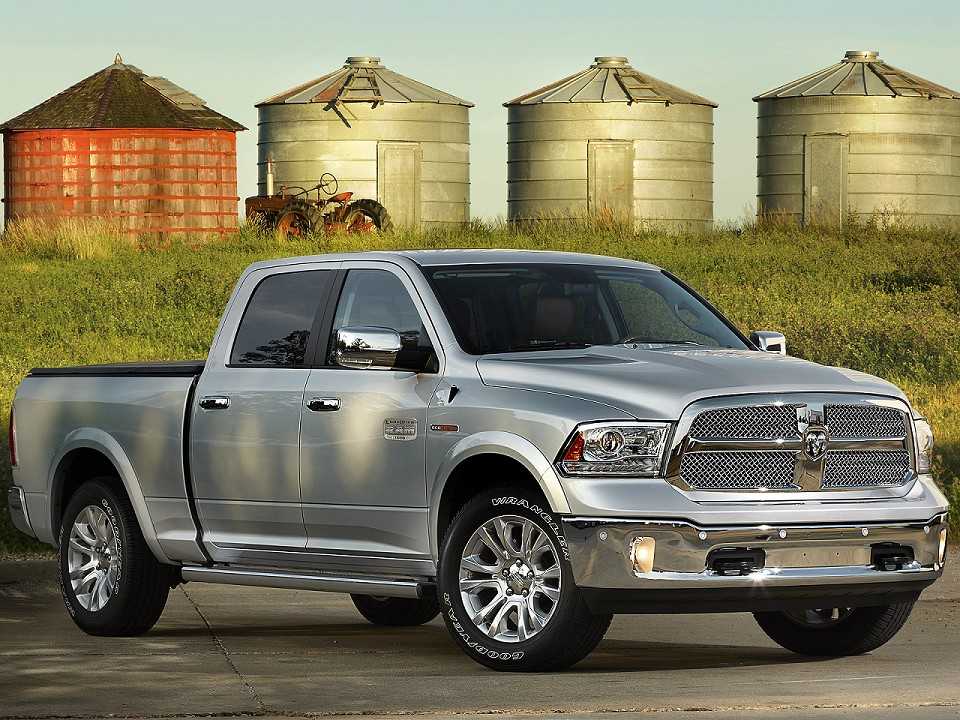 RAM�1500 2014 - �ngulo frontal