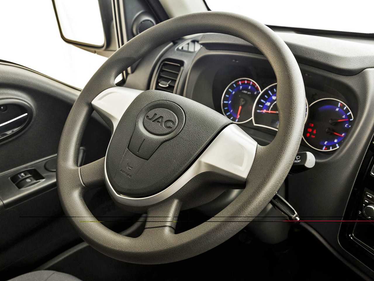 JAC�V260 2018 - volante