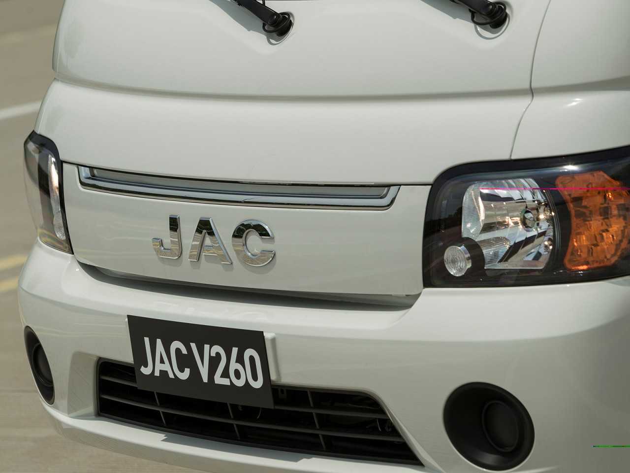 JAC�V260 2018 - grade frontal