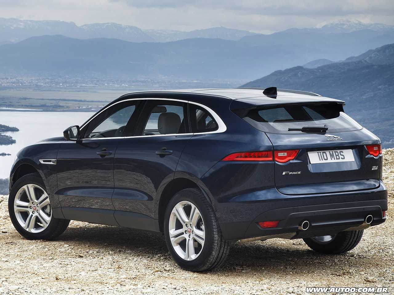 Jaguar�F-Pace - Foto 12 de 41 - 1600 x 1200 pixels2018 - �ngulo traseiro