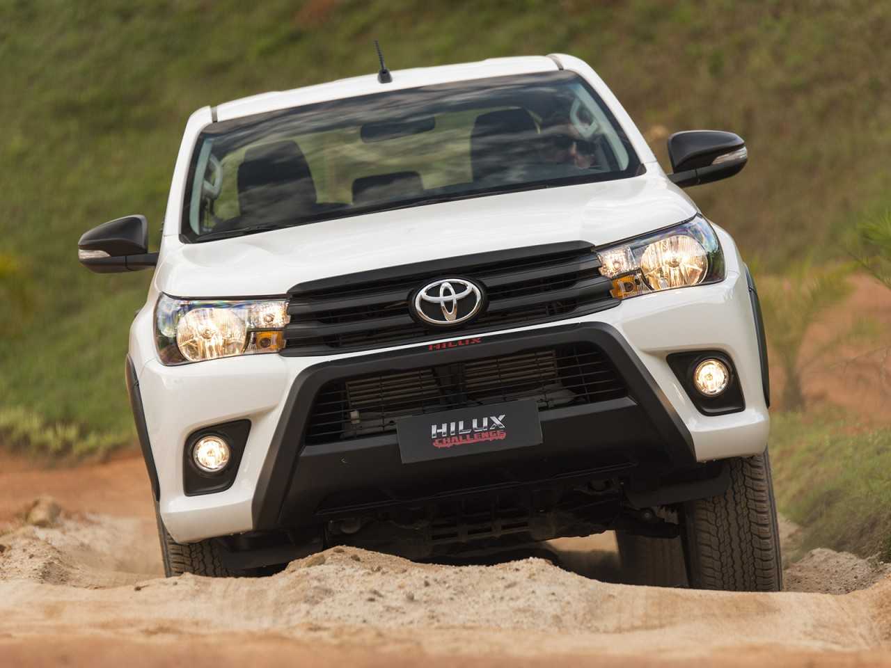 ToyotaHilux 2018 - frente