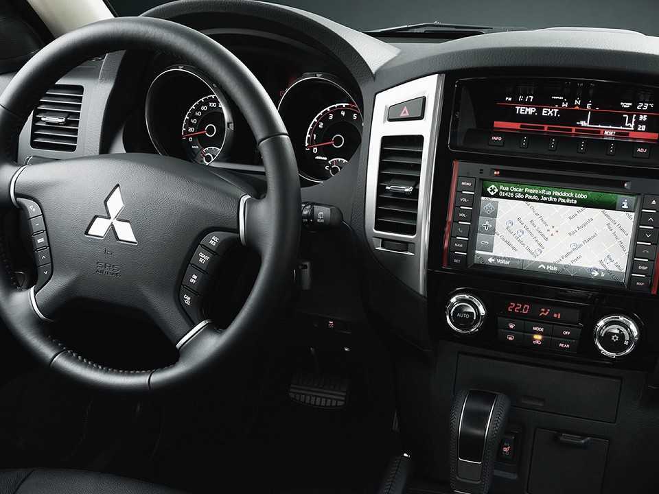 Mitsubishi�Pajero Full 3D 2018 - painel
