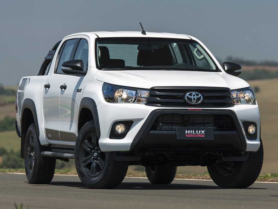 ToyotaHilux 2018 - ngulo frontal