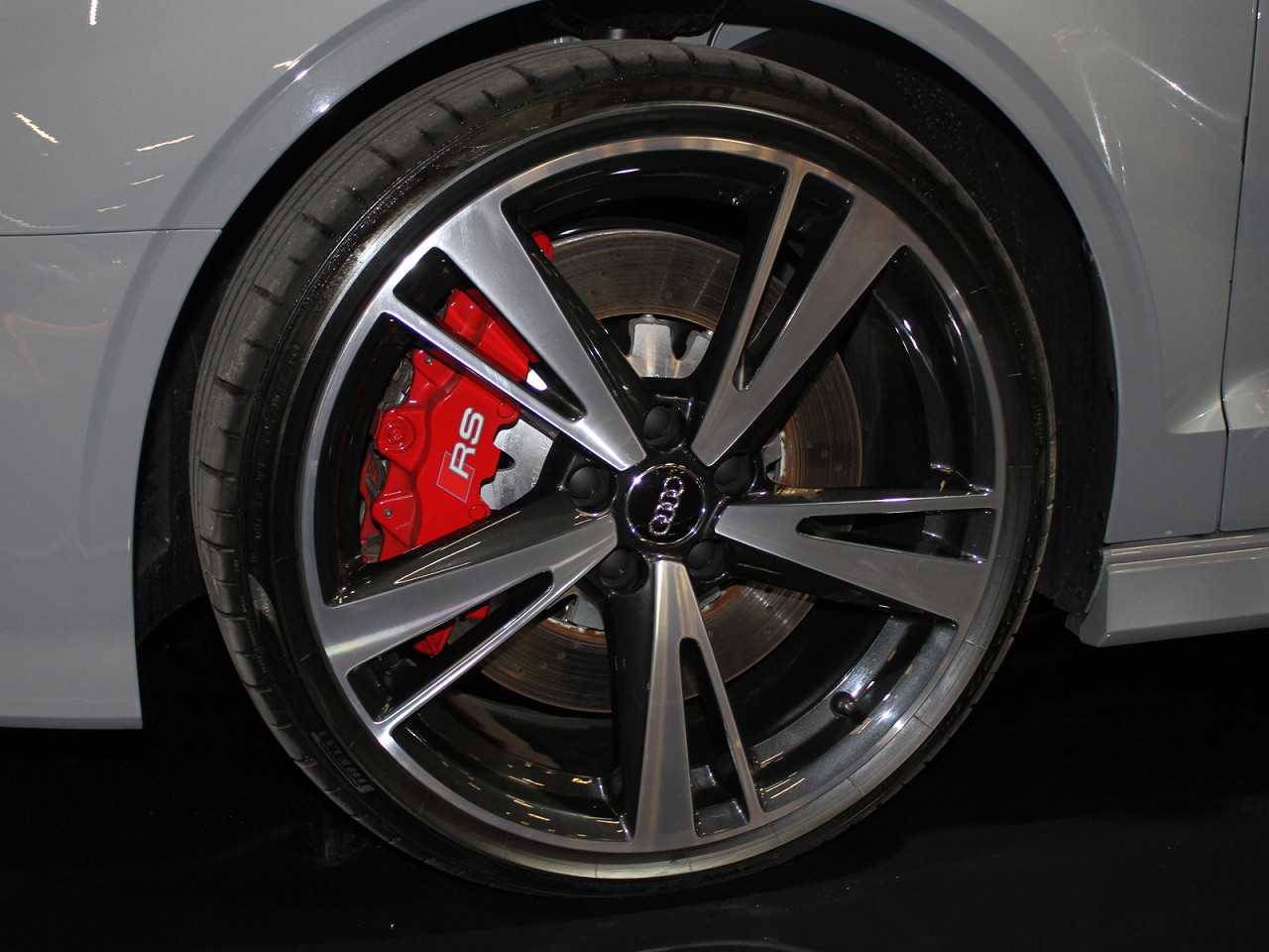 AudiRS 3 Sedan 2018 - rodas