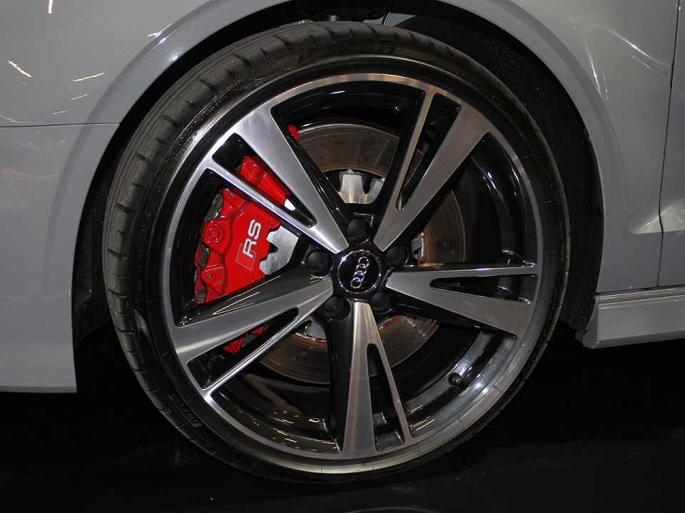 Audi�RS 3 Sedan 2018 - rodas