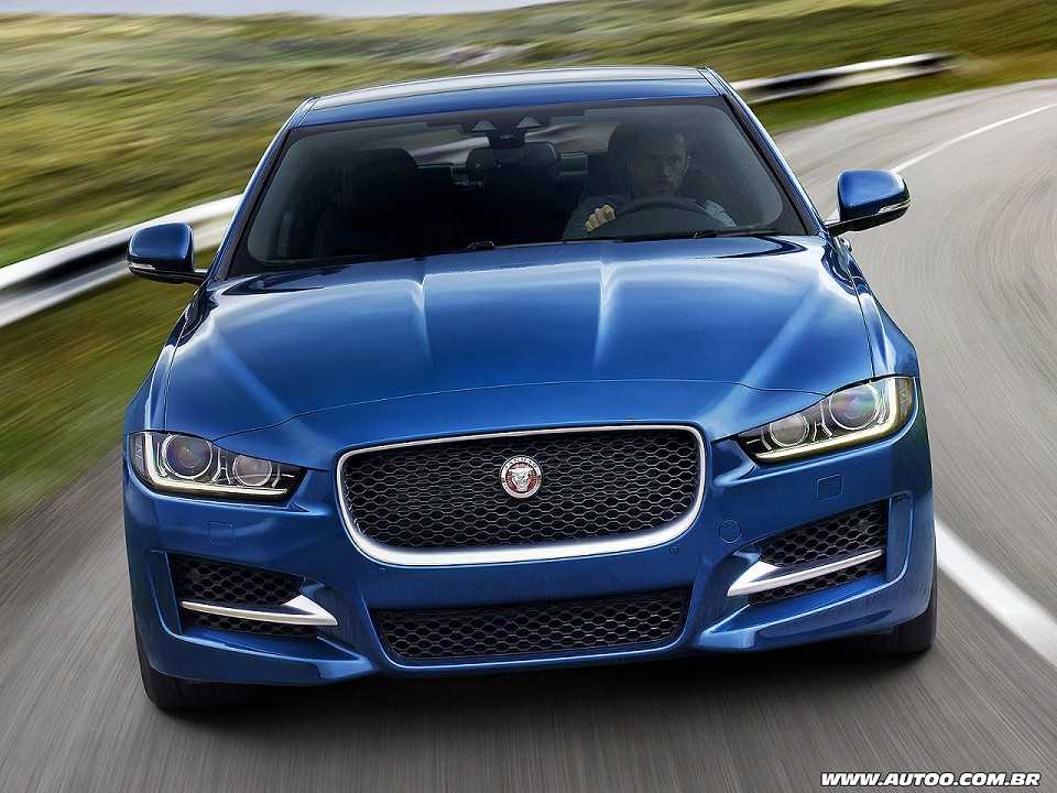 Jaguar�XE 2018 - frente