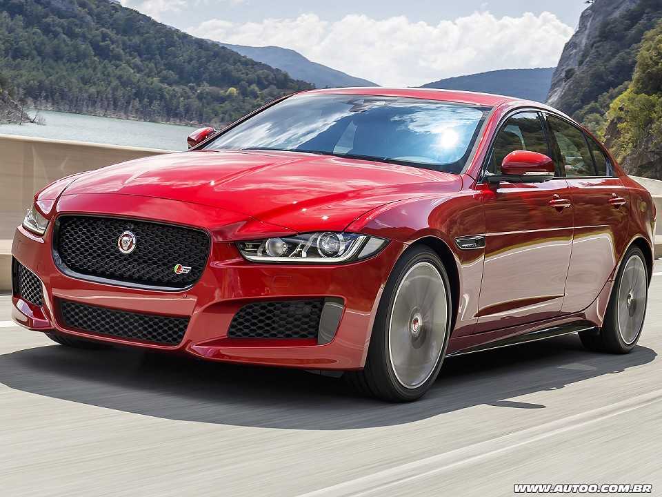 Jaguar�XE 2018 - �ngulo frontal