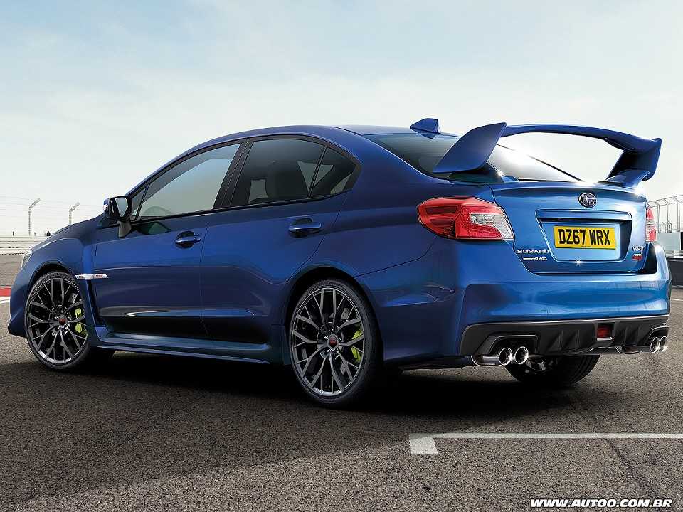 Subaru�WRX STI 2017 - �ngulo traseiro